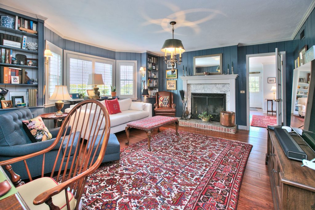 WESTPORT HOMEOWNERS: IS YOUR HOME RIGHT FOR A BUILDER?